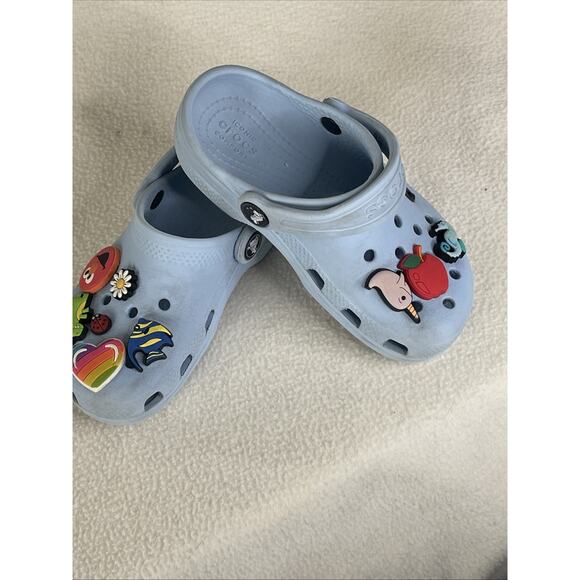 Crocs Classic Clogs Sky Blue/Light Blue/ Baby Blue/ Shoes Size 10 Child W/ Charm - Picture 1 of 6